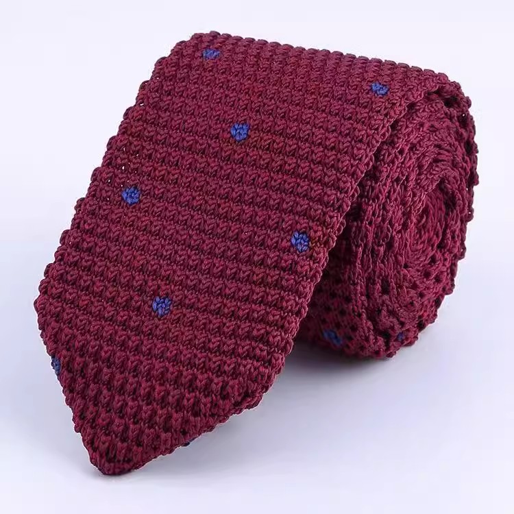 Red and Navy Blue Dot Kniited Necktie